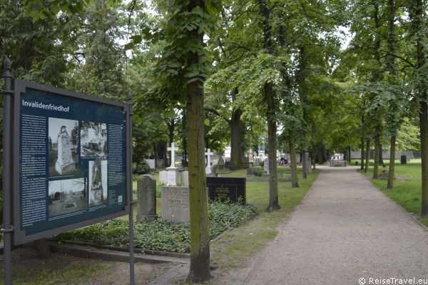 Invalidenfriedhof Berlin by ReiseTravel.eu 