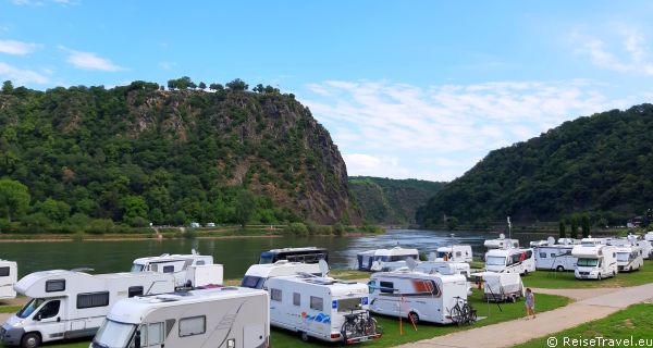 Campingplatz mit Blick auf die Loreley by ReiseTravel.eu